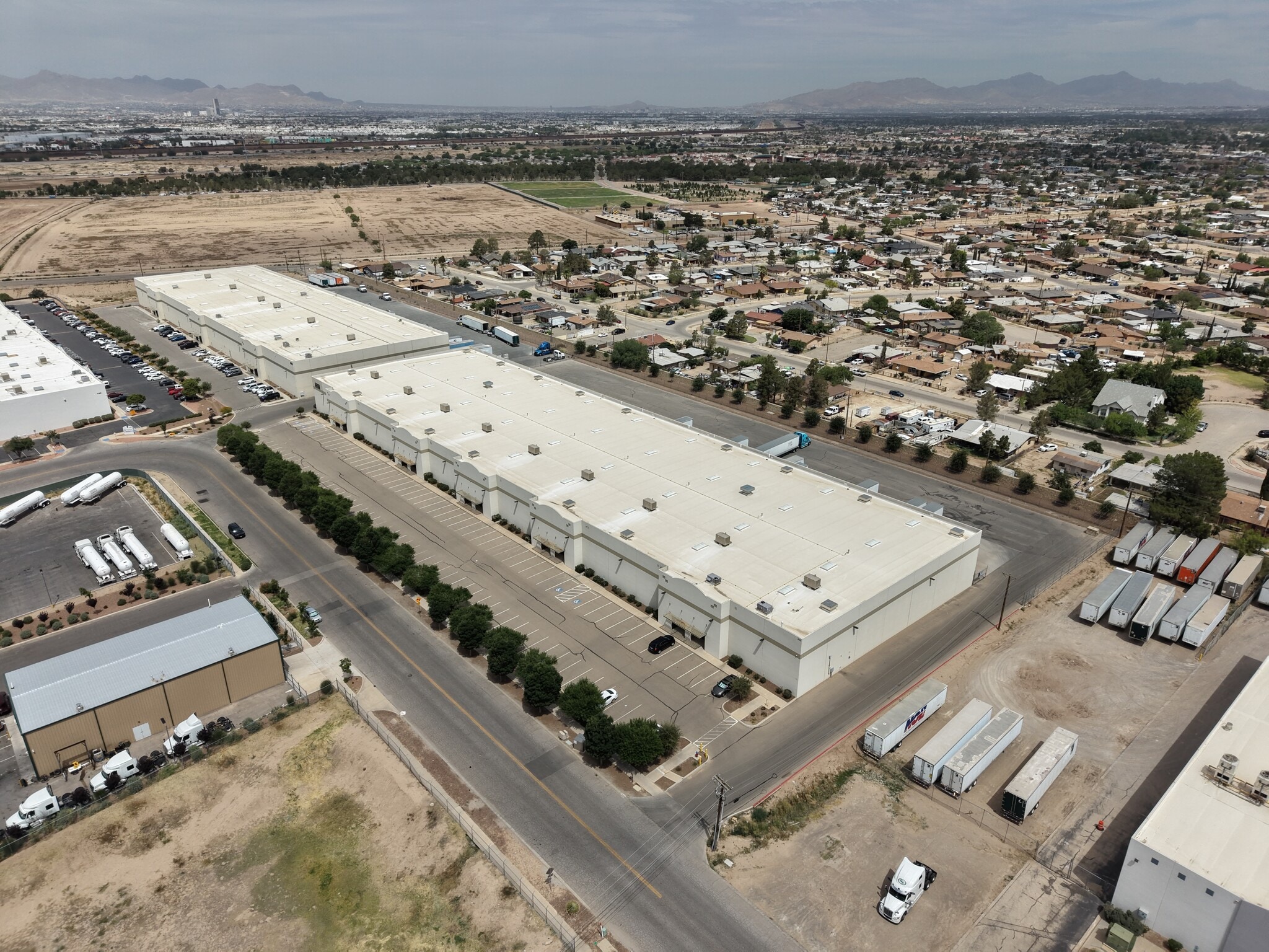 445 Pan American Dr, El Paso, TX for Rent