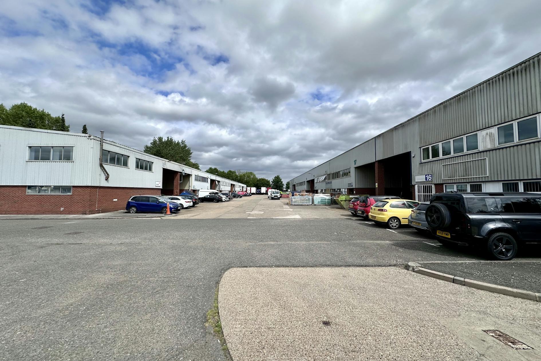 Farmbrough Clos, Aylesbury, BKM for Rent