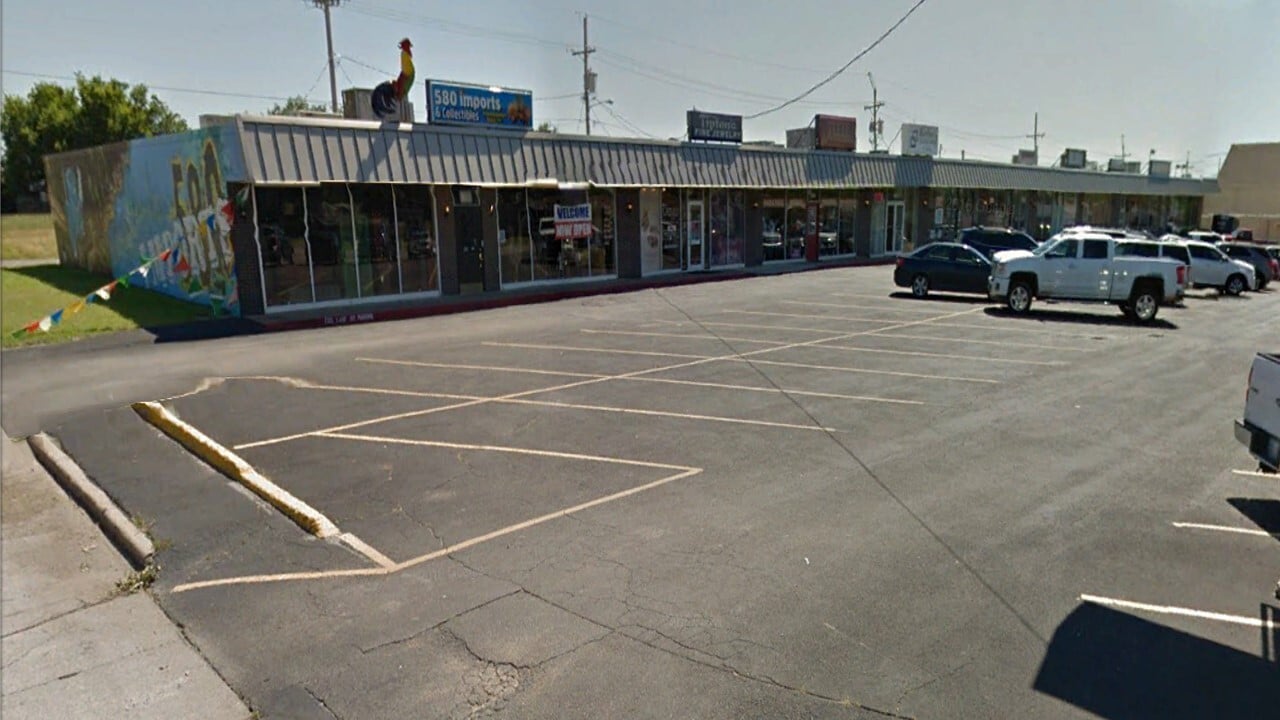 1802-1820 W Gore Blvd, Lawton, OK for Rent