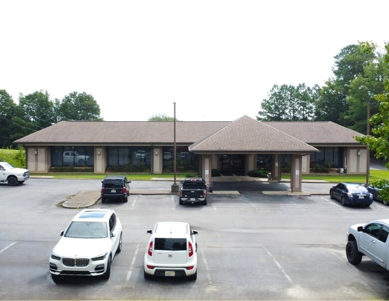 801 20th Ave E, Jasper, AL for Sale