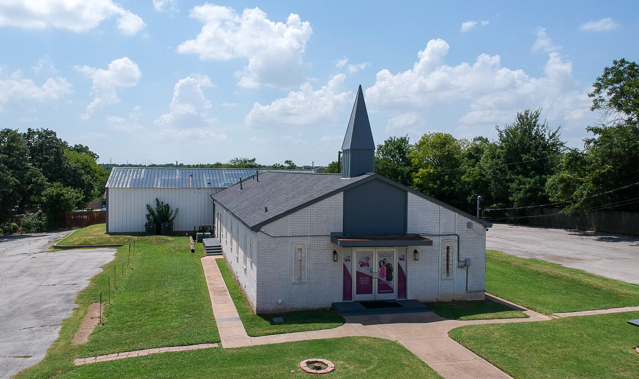 2126 Amanda Ave, Fort Worth, TX for Sale