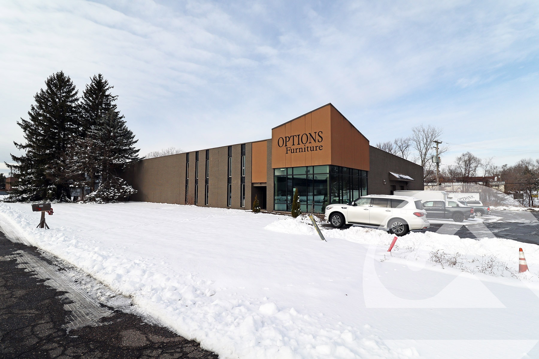 2121 Easy St, Commerce Township, MI for Sale