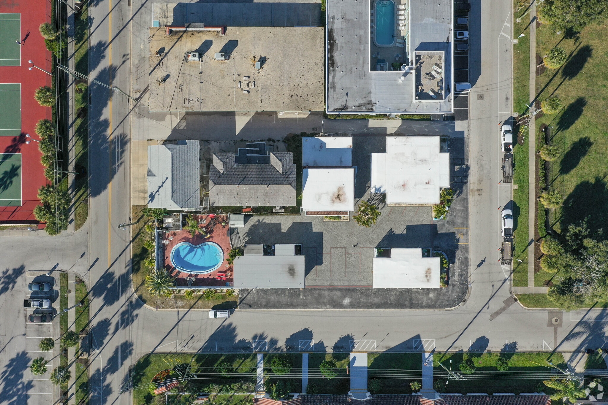 602 Poinsettia Ave, Clearwater Beach, FL for Sale