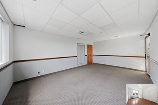 Maspeth, NY Office - 66-00 66-00 Borden Ave Maspeth, NY Office - 66-00 66-00 Borden Ave