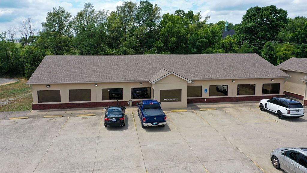 800 Bel Vista Dr, Springfield, KY for Sale