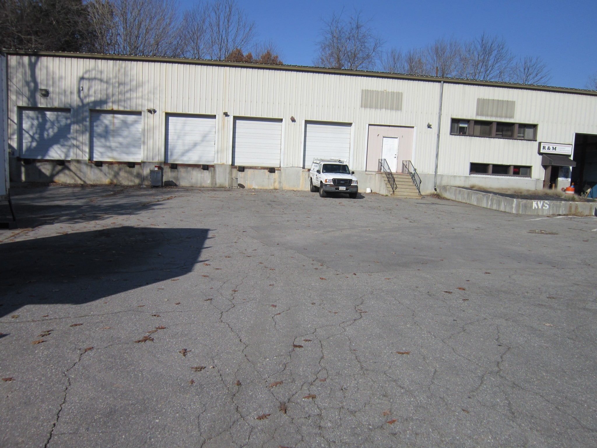 723-725 Main St, North Oxford, MA for Sale