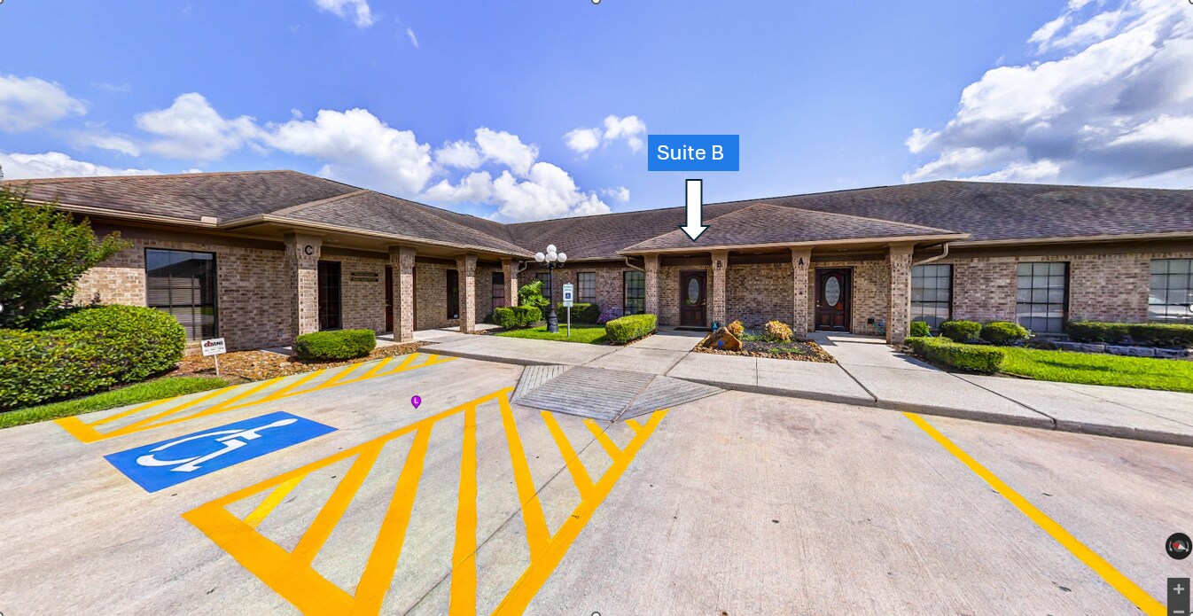 80-90 Wilson Rd, Humble, TX for Rent