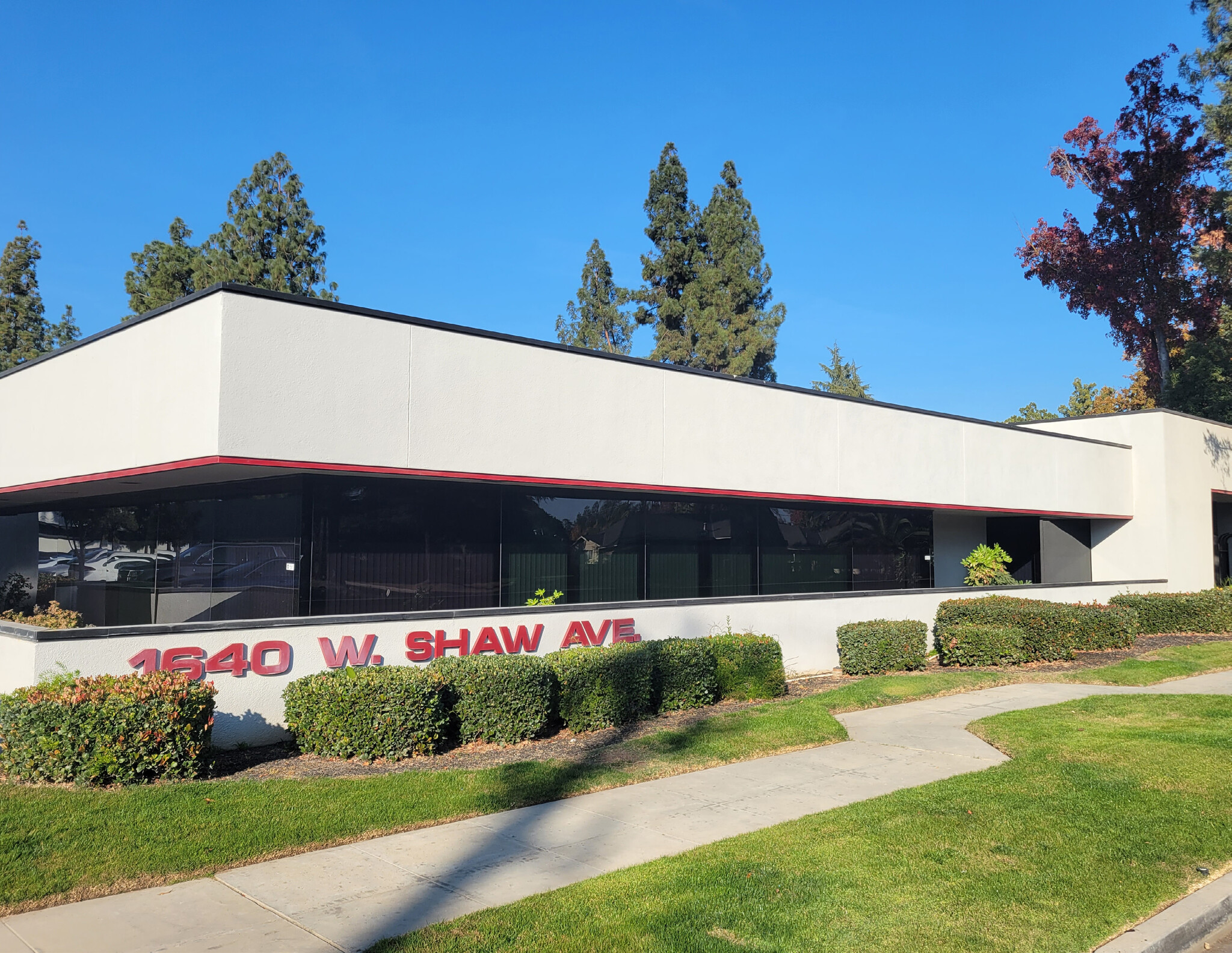 1640 W Shaw Ave, Fresno, CA for Rent