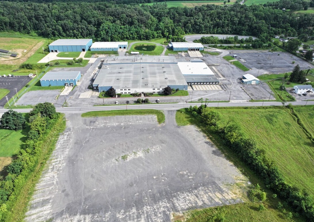 12393 William Penn Hwy, Thompsontown, PA for Rent