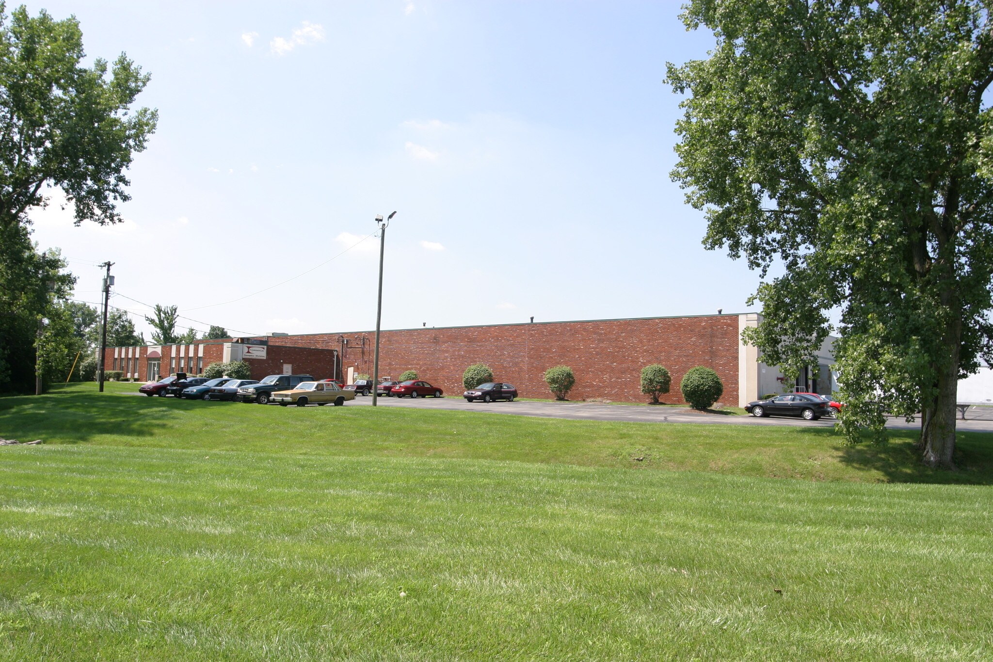 1504 Sadlier Cir S Dr, Indianapolis, IN for Sale