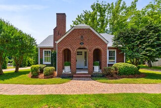Landrum, SC Flex - 1302 E Rutherford St