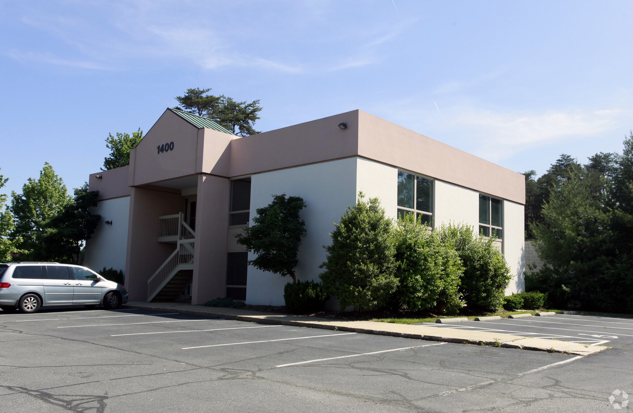 1400 Shepard Dr, Sterling, VA for Rent