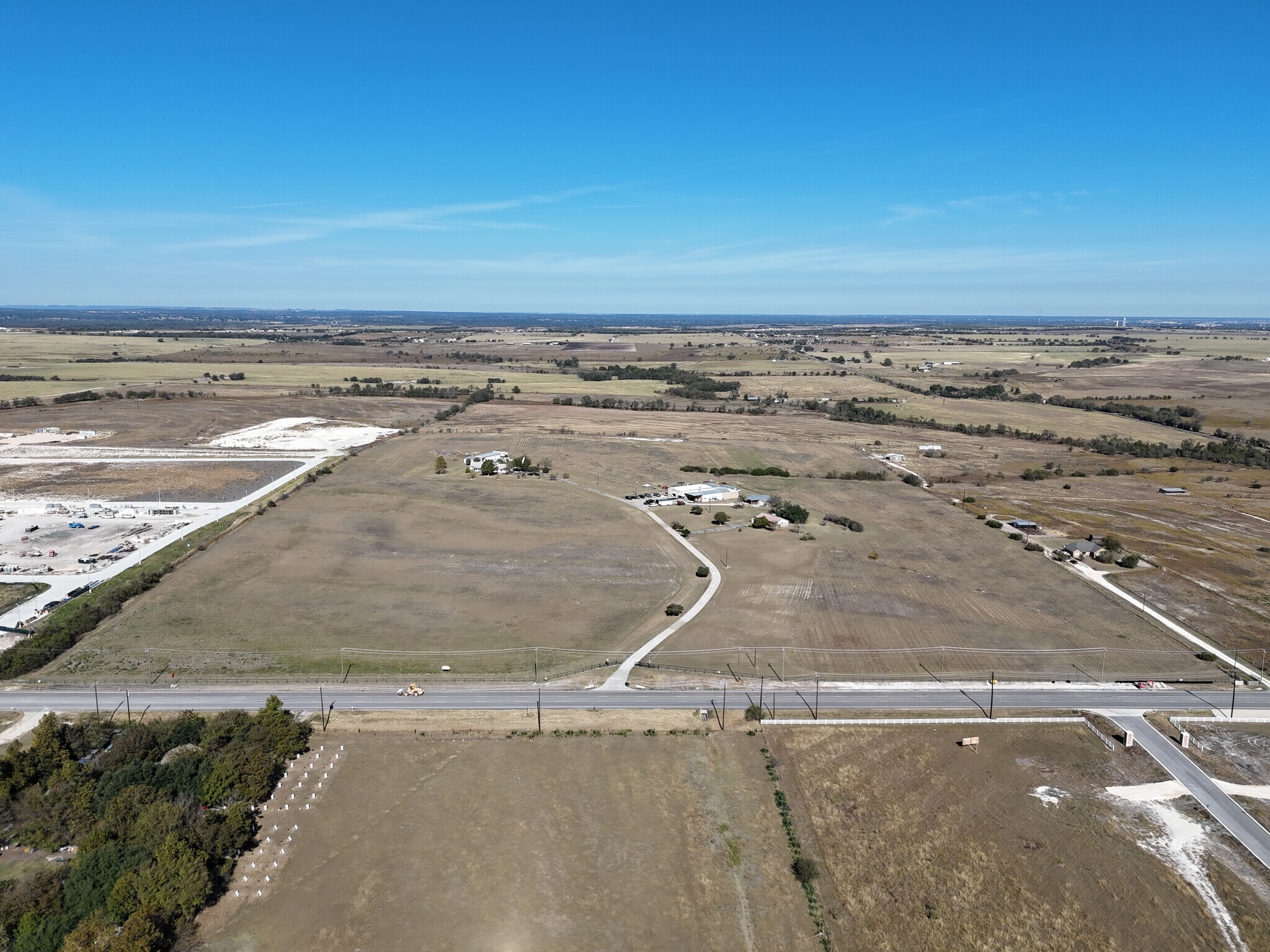 2559 487, Jarrell, TX for Sale