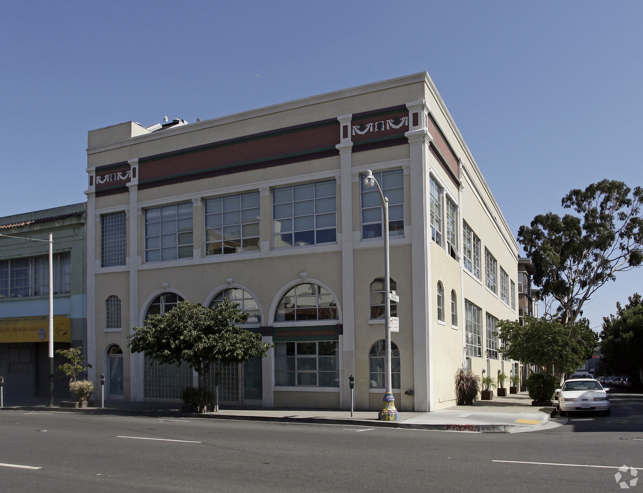 1147 Howard St, San Francisco, CA for Sale