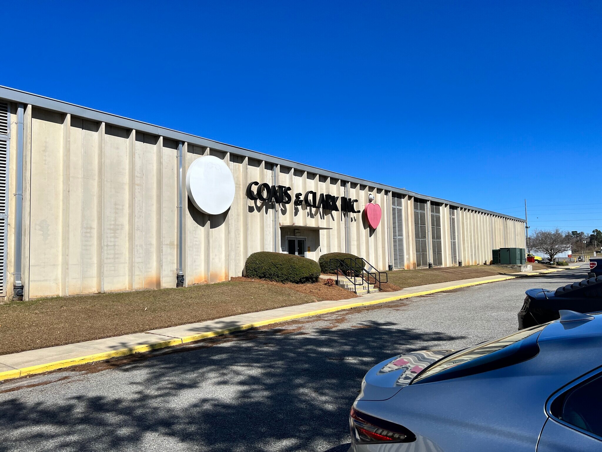 1401 Pope Dr Douglas, GA 31535 Industrial Property for Lease on