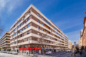 Madrid, MAD Apartments - 61 Calle Fernando el Católico