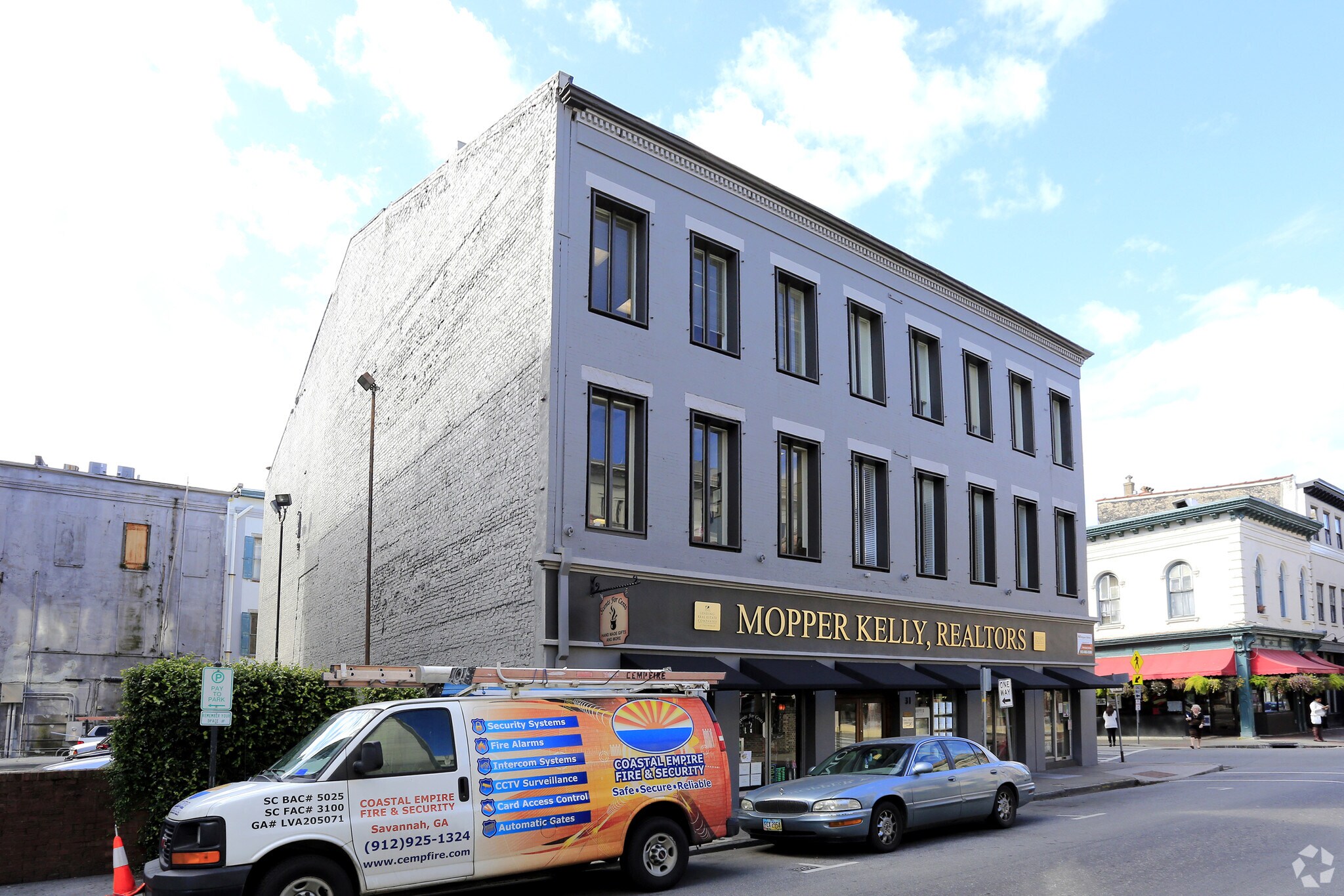 31 W congress St, Savannah, GA for Rent