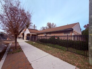 Camden, NJ Retail - 309 Vine St