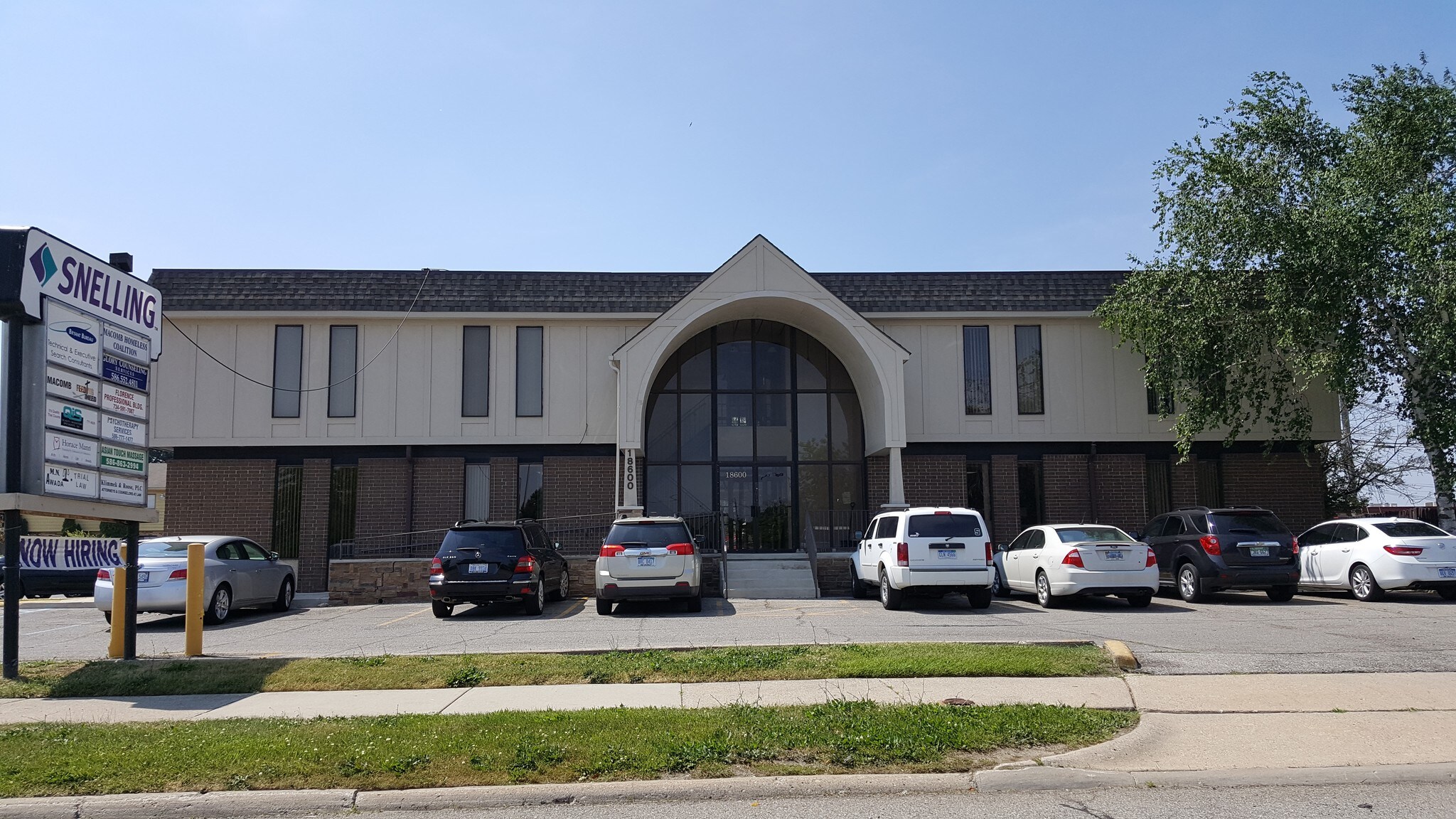18600 Florence St, Roseville, MI for Rent