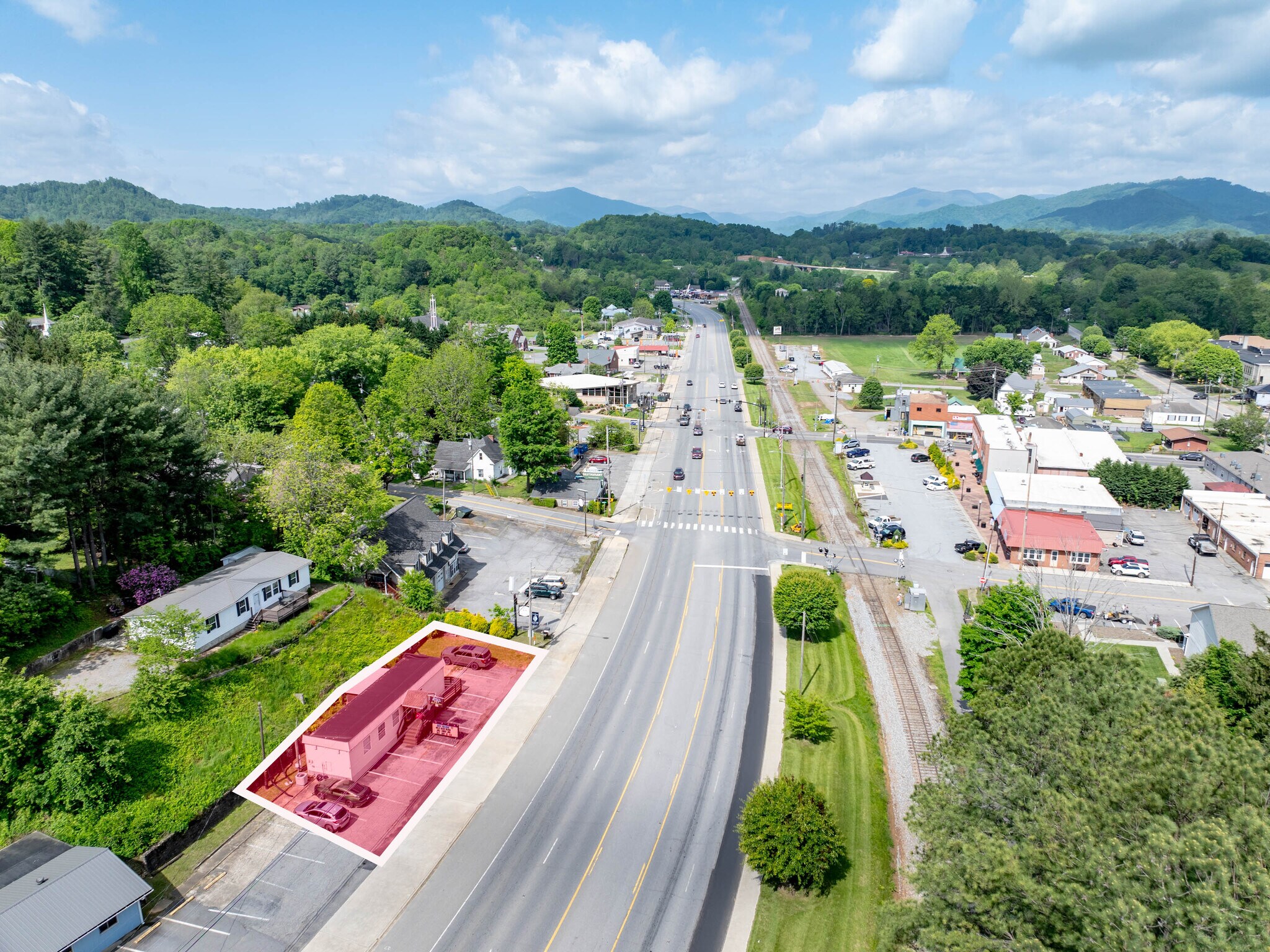 8305 Carolina Blvd, Clyde, NC for Sale