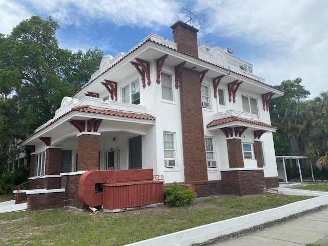 205 4th Ave N, Saint Petersburg, FL for Sale