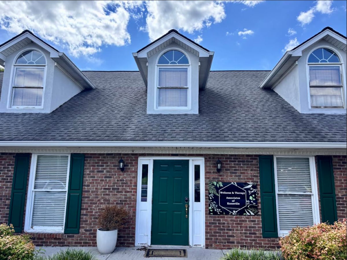117 SW Huxley Rd, Knoxville, TN for Sale
