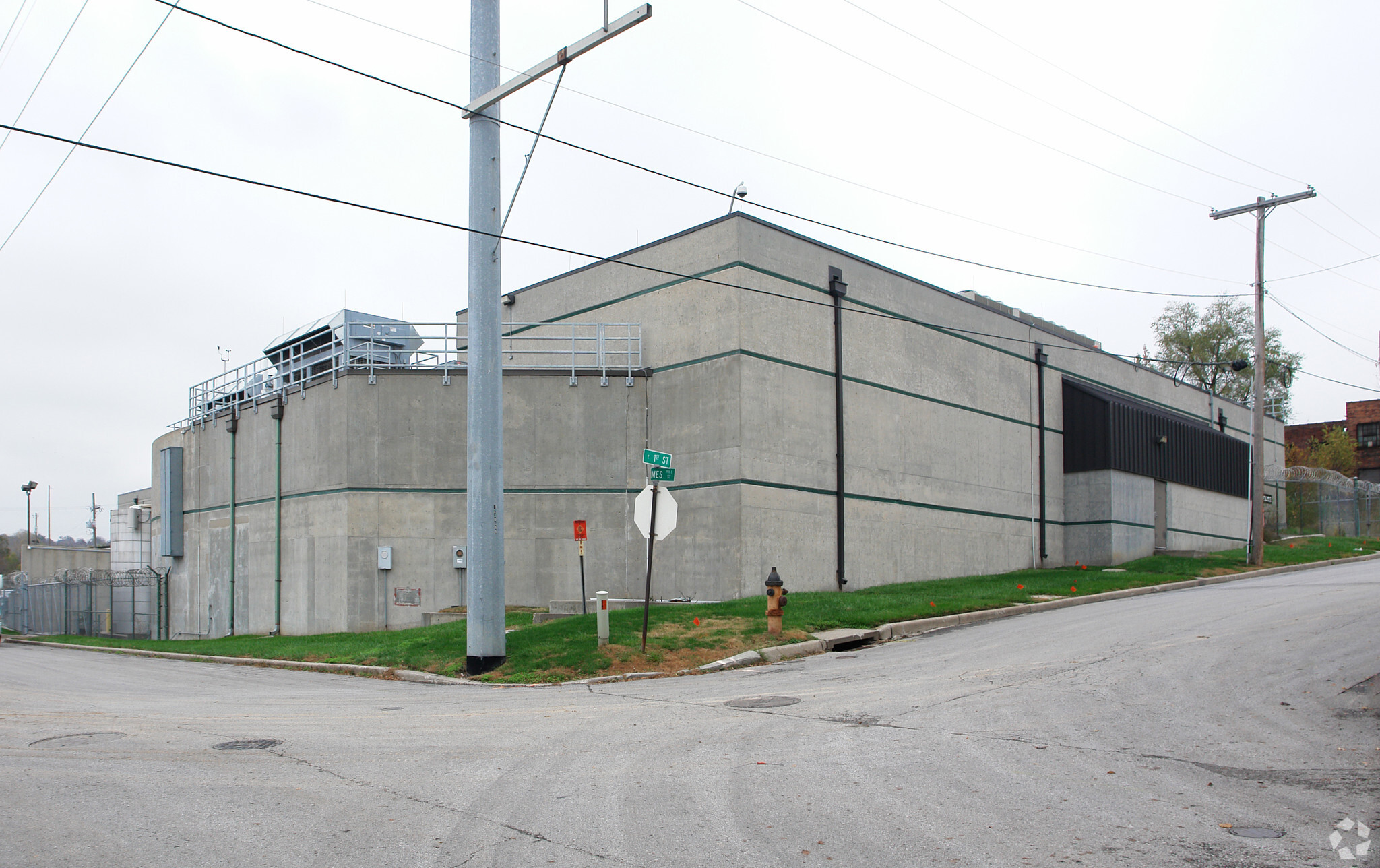 101 Holmes St, Kansas City, MO for Sale
