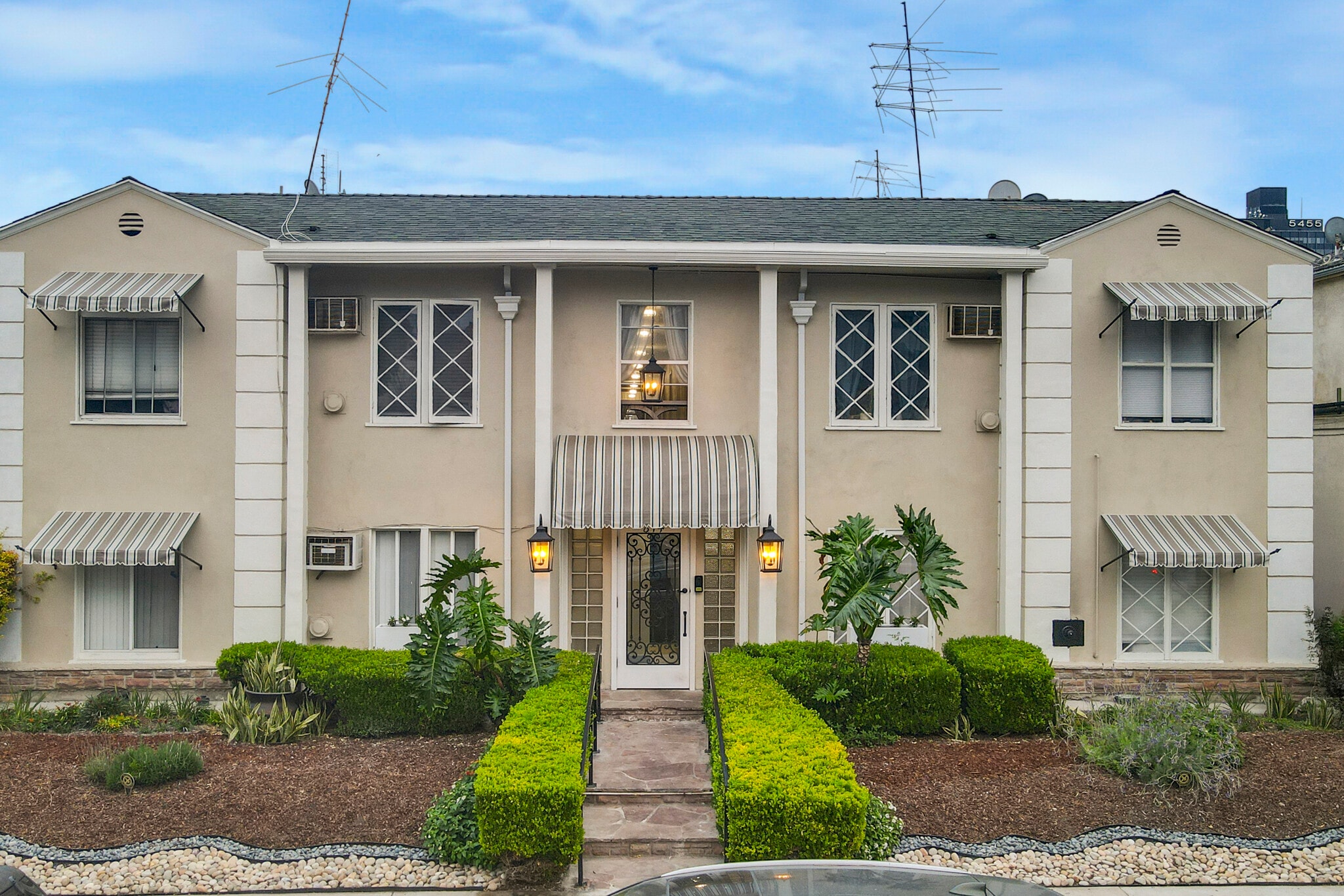 614 Hauser Blvd, Los Angeles, CA for Sale