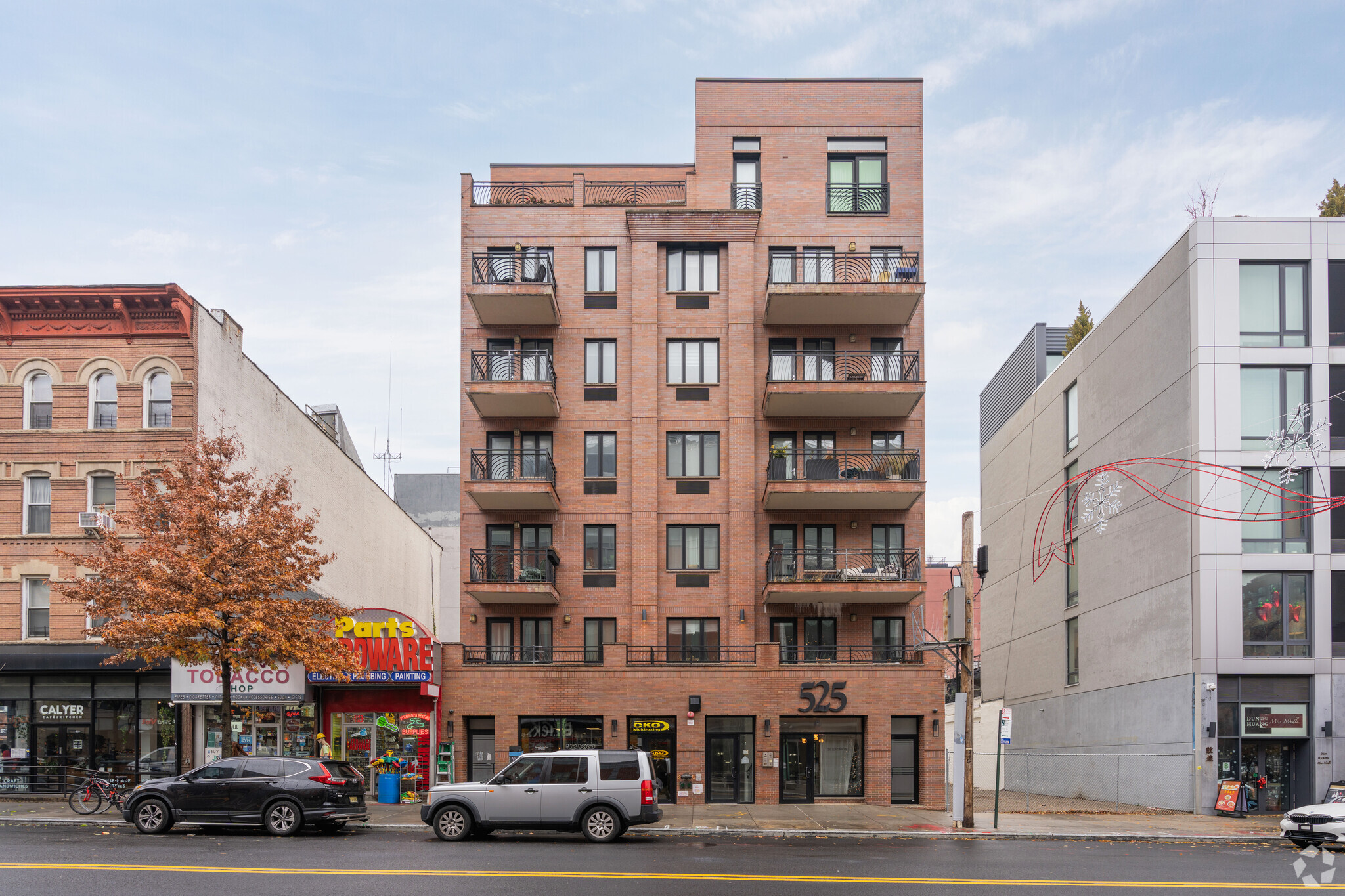 525 Myrtle Ave, Brooklyn, NY for Rent