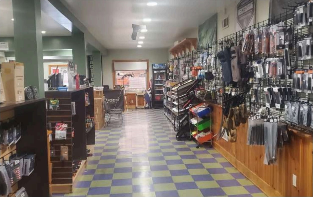 498 W High St, Elizabethtown, PA for Sale