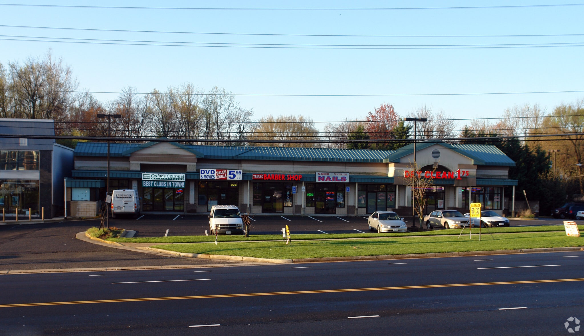8621-8629 Lee Hwy, Fairfax, VA for Rent