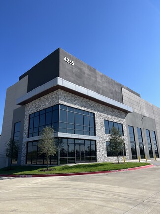 Dallas, TX Industrial - 4235 Singleton Blvd