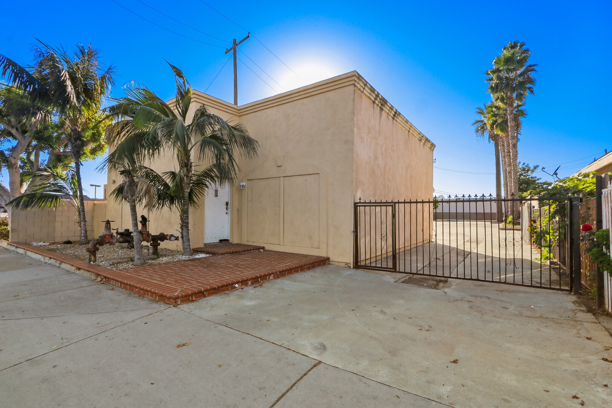 1718 N Fairview St, Santa Ana, CA for Sale