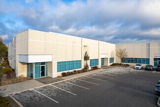Mississauga, ON Industrial - 3535 Laird Rd Mississauga, ON Industrial - 3535 Laird Rd