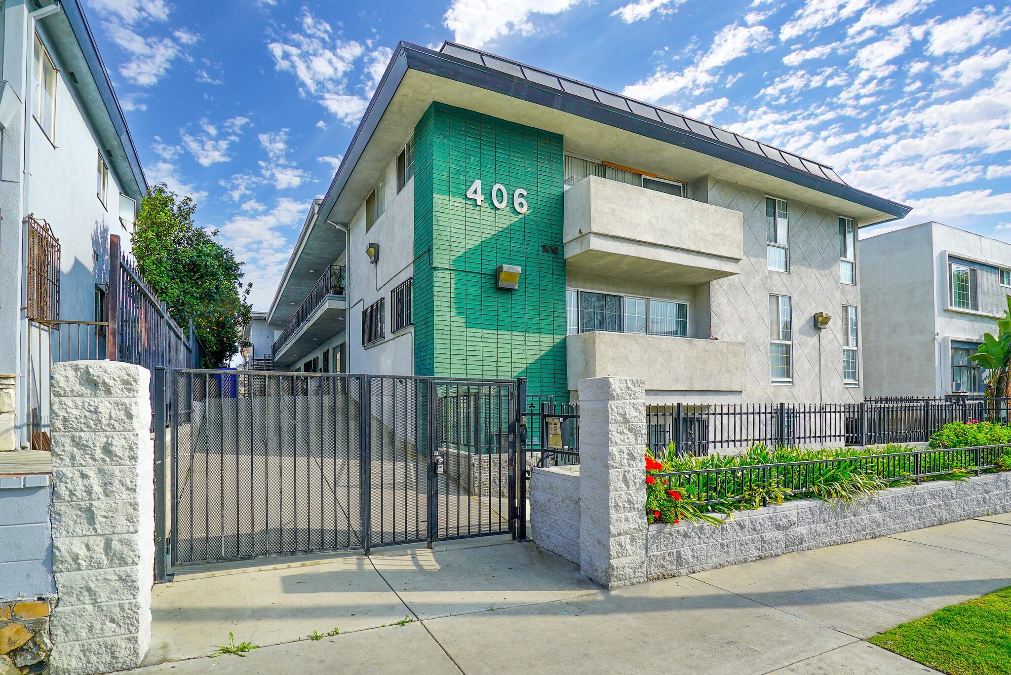 406 S St Andrews Pl, Los Angeles, CA for Sale