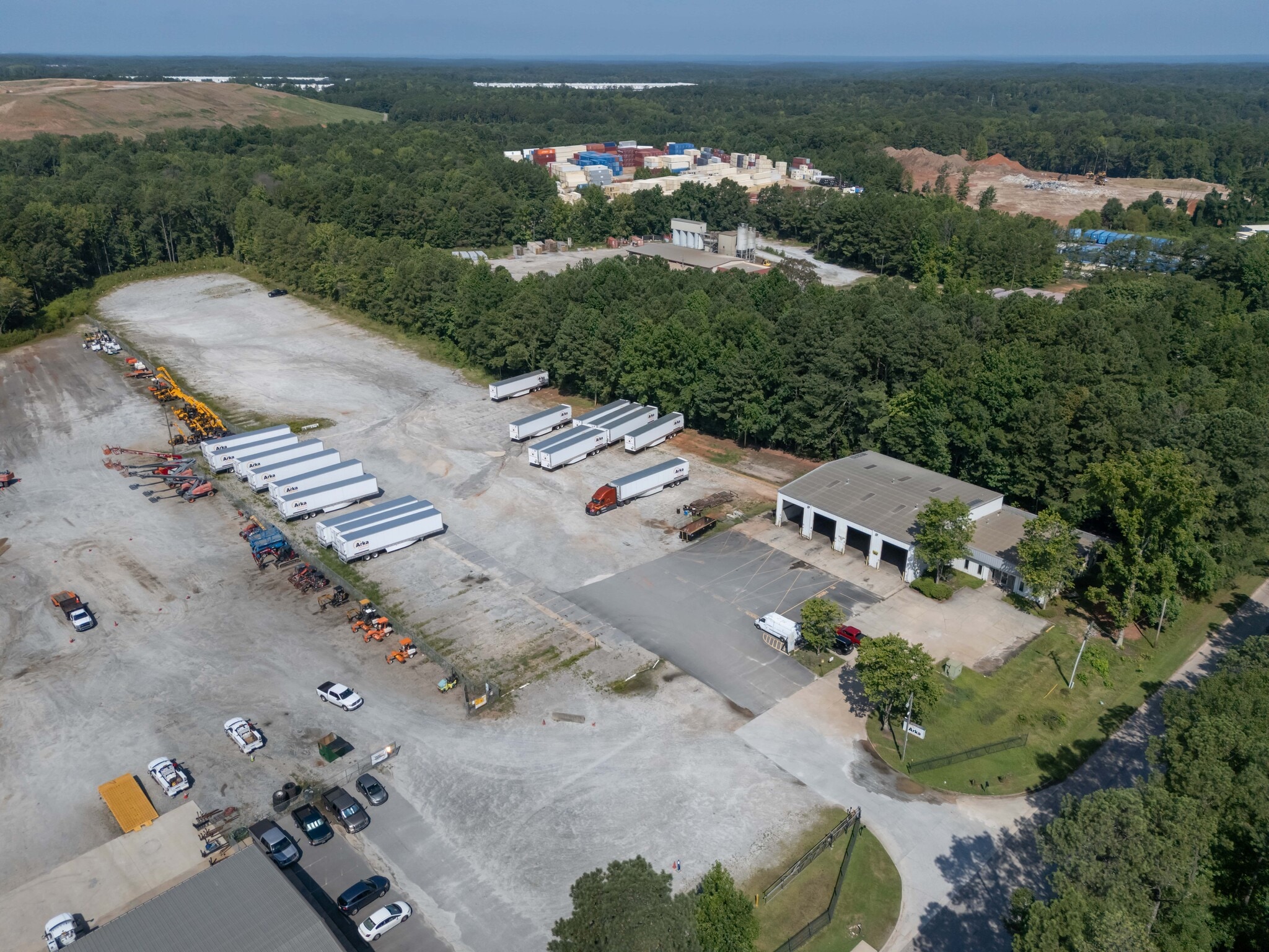 7735 Bishop Rd, Fairburn, GA for Rent