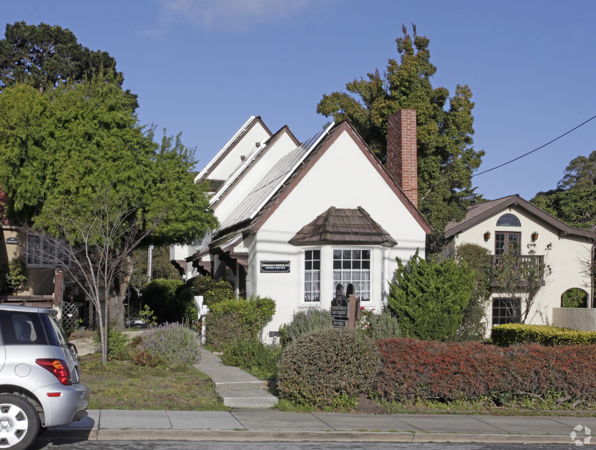 1084 Cass St, Monterey, CA for Rent