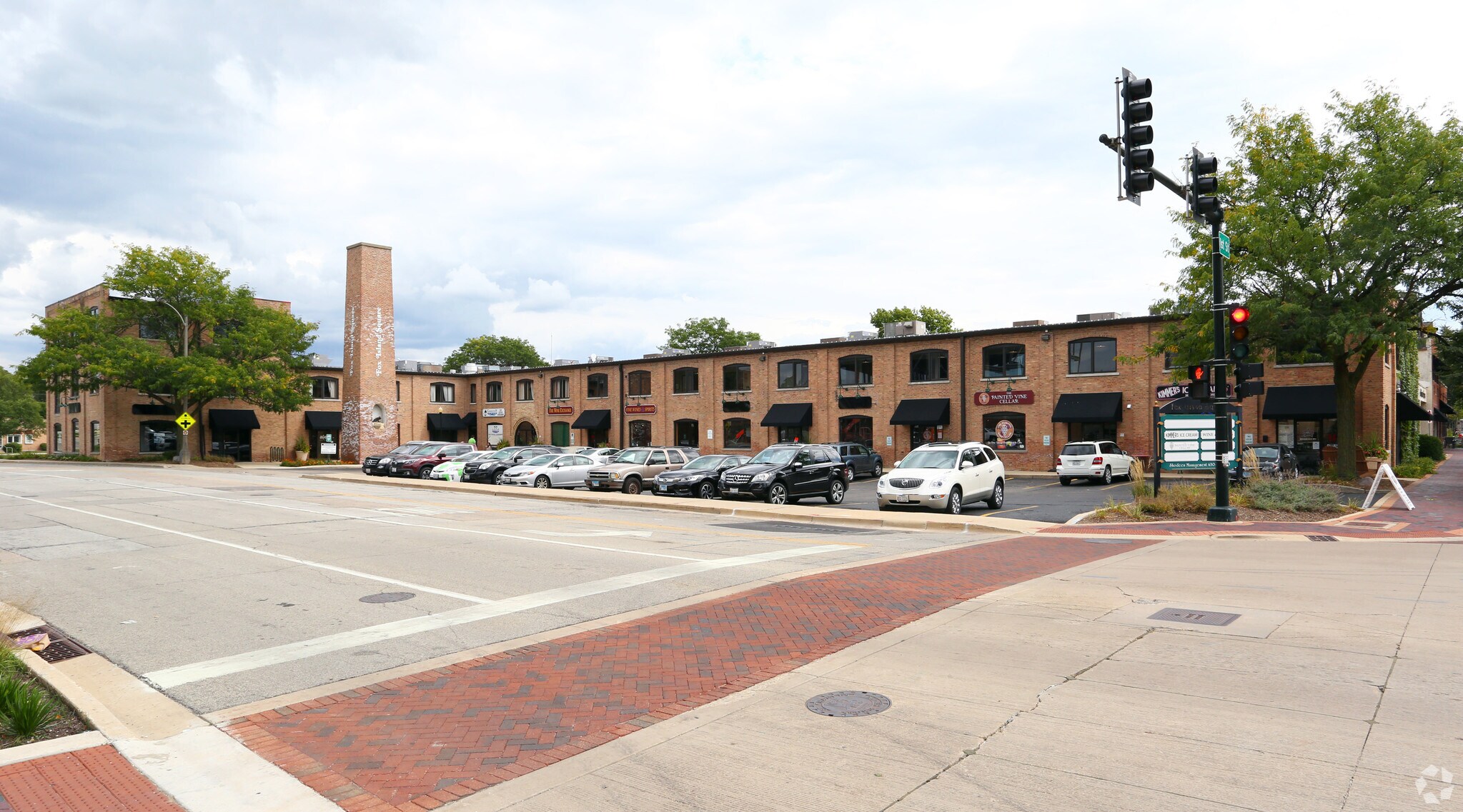 1 Illinois St, St Charles, IL for Rent