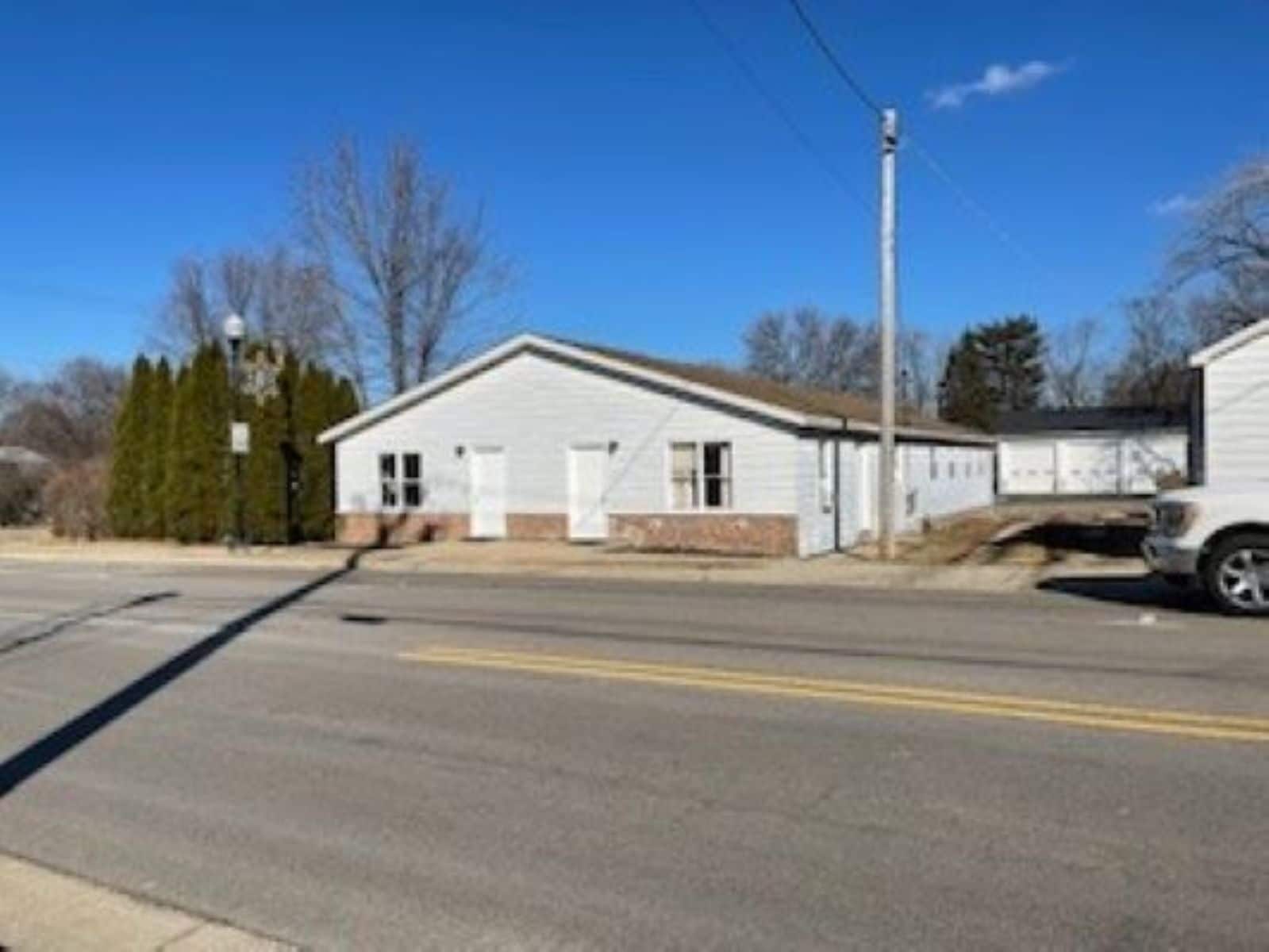 10-12 S Somonauk Rd, Cortland, IL for Sale