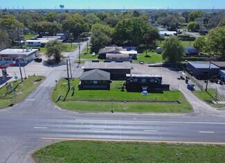 Nederland, TX Garden Center - 3911 N Twin City Hwy