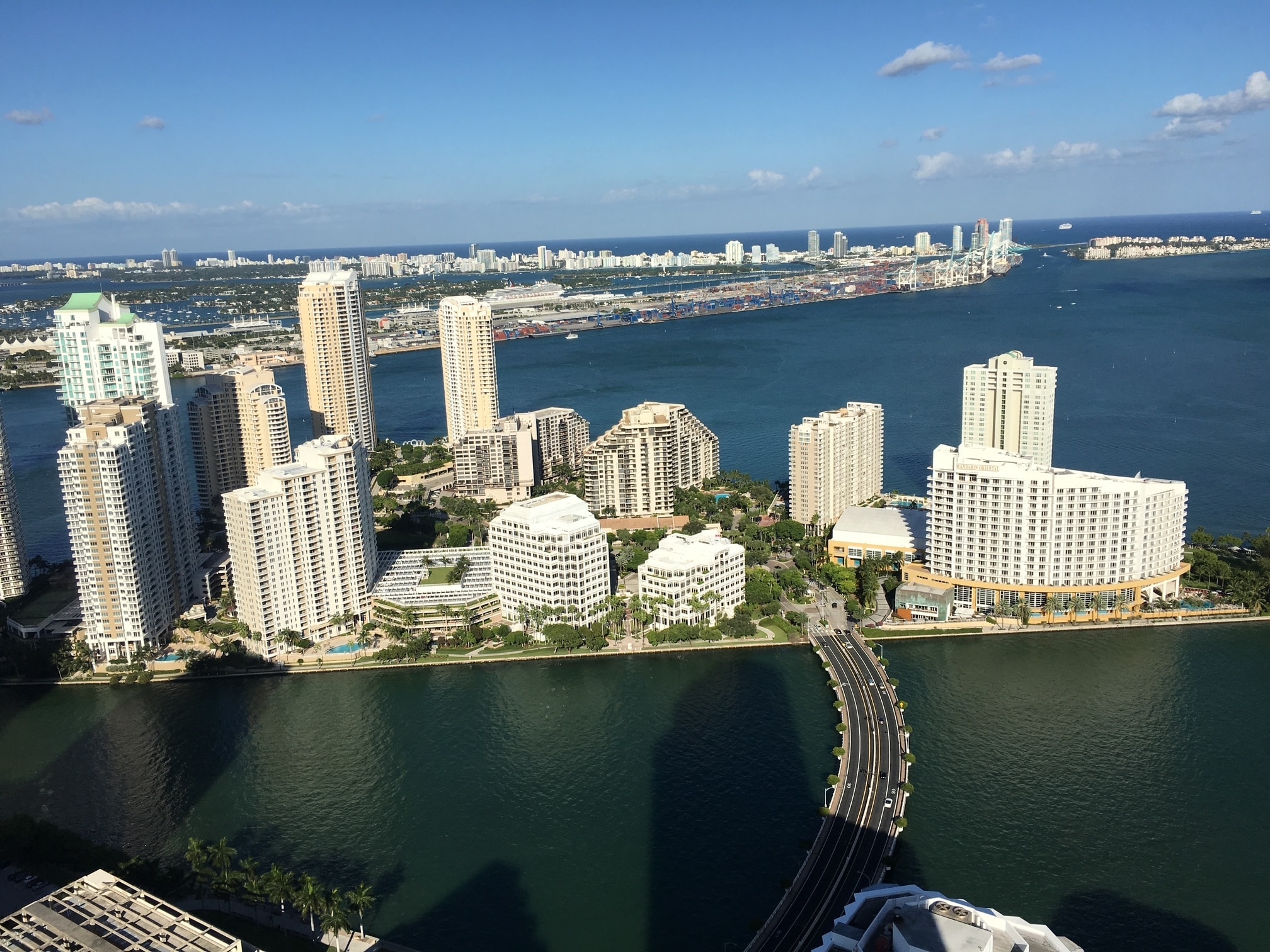 520 Brickell Key Dr, Miami, FL for Rent