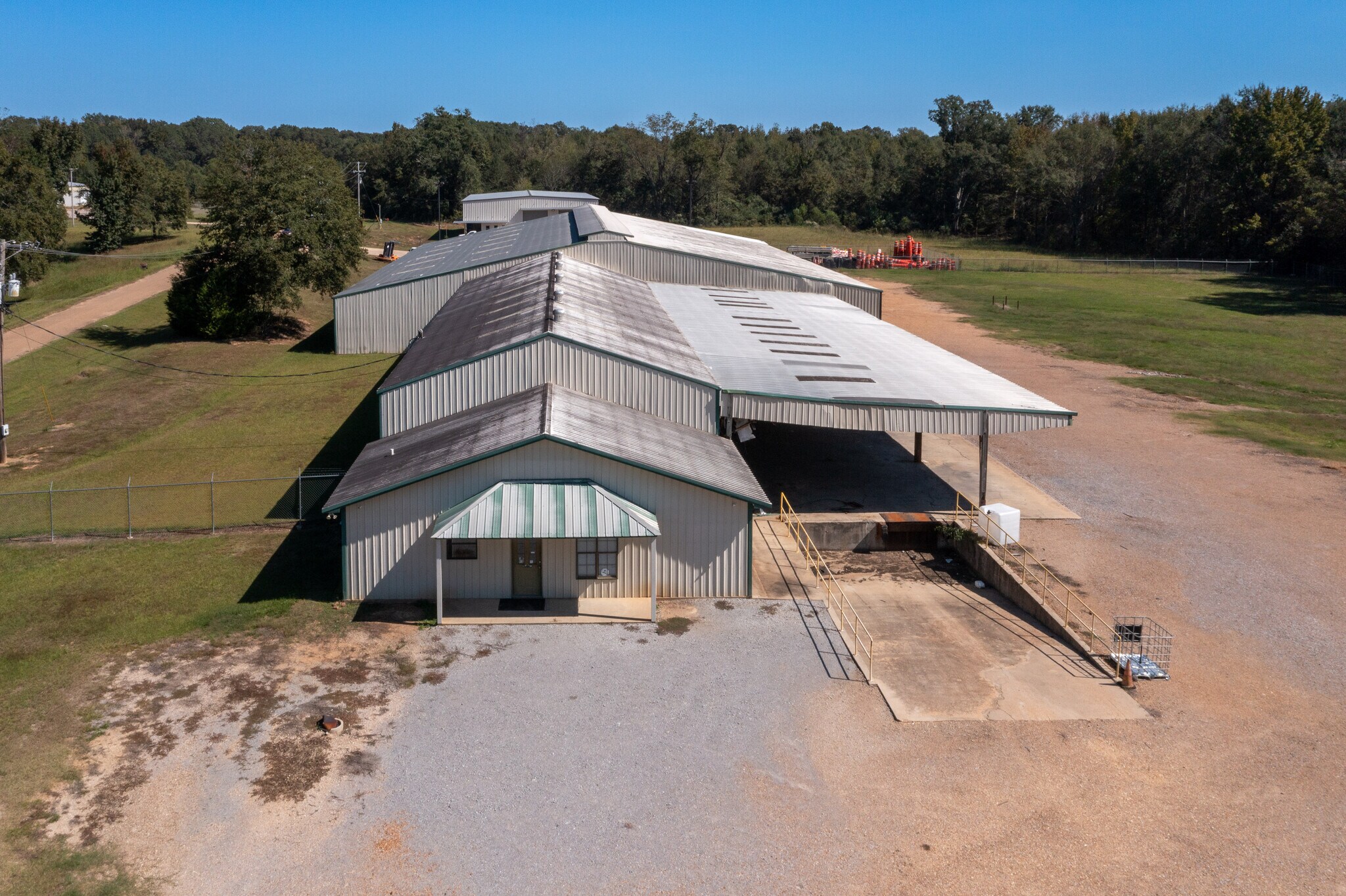 1485 Industrial Dr, Bolton, MS for Rent