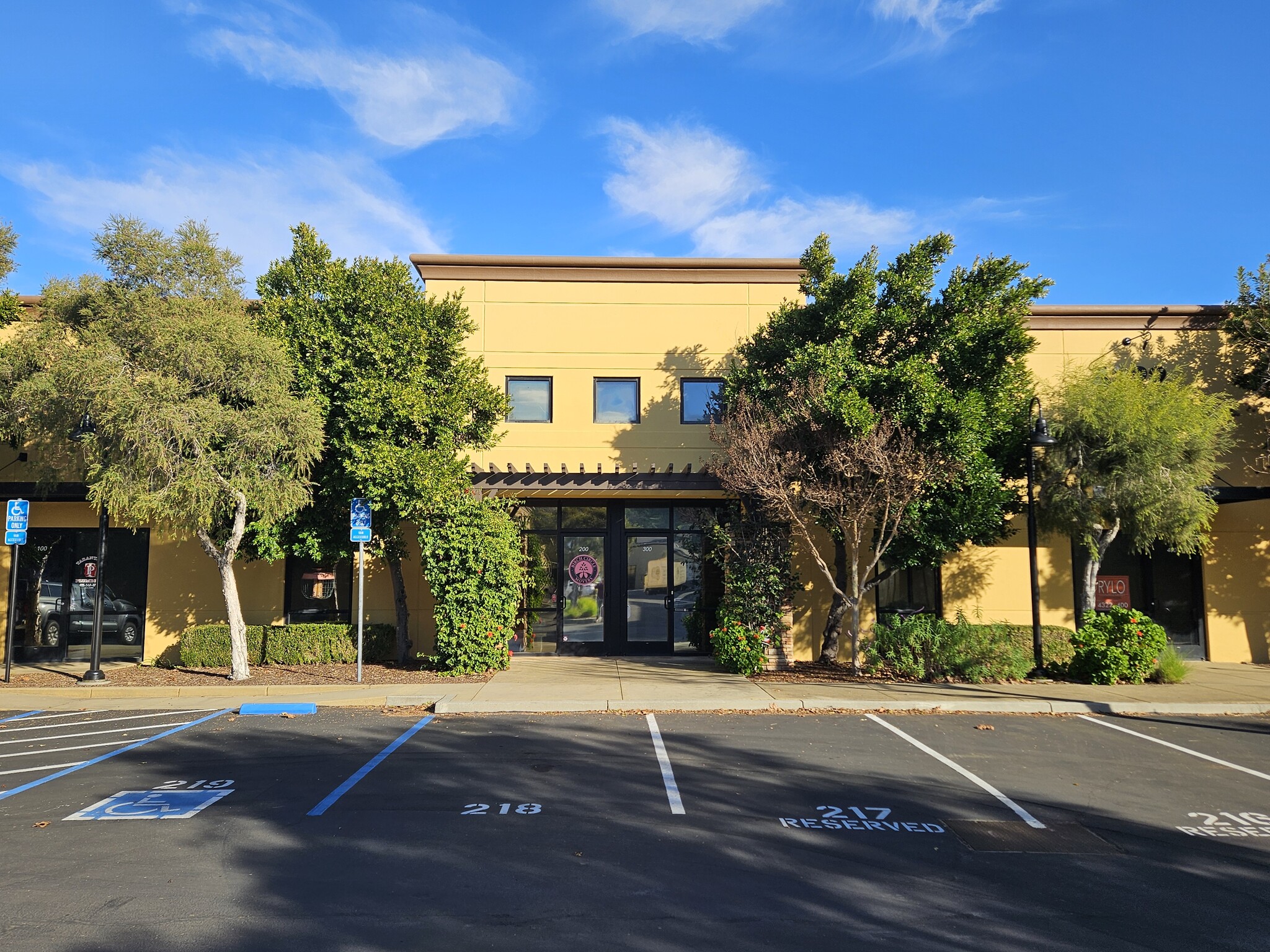 4322 Redwood Hwy, San Rafael, CA for Rent