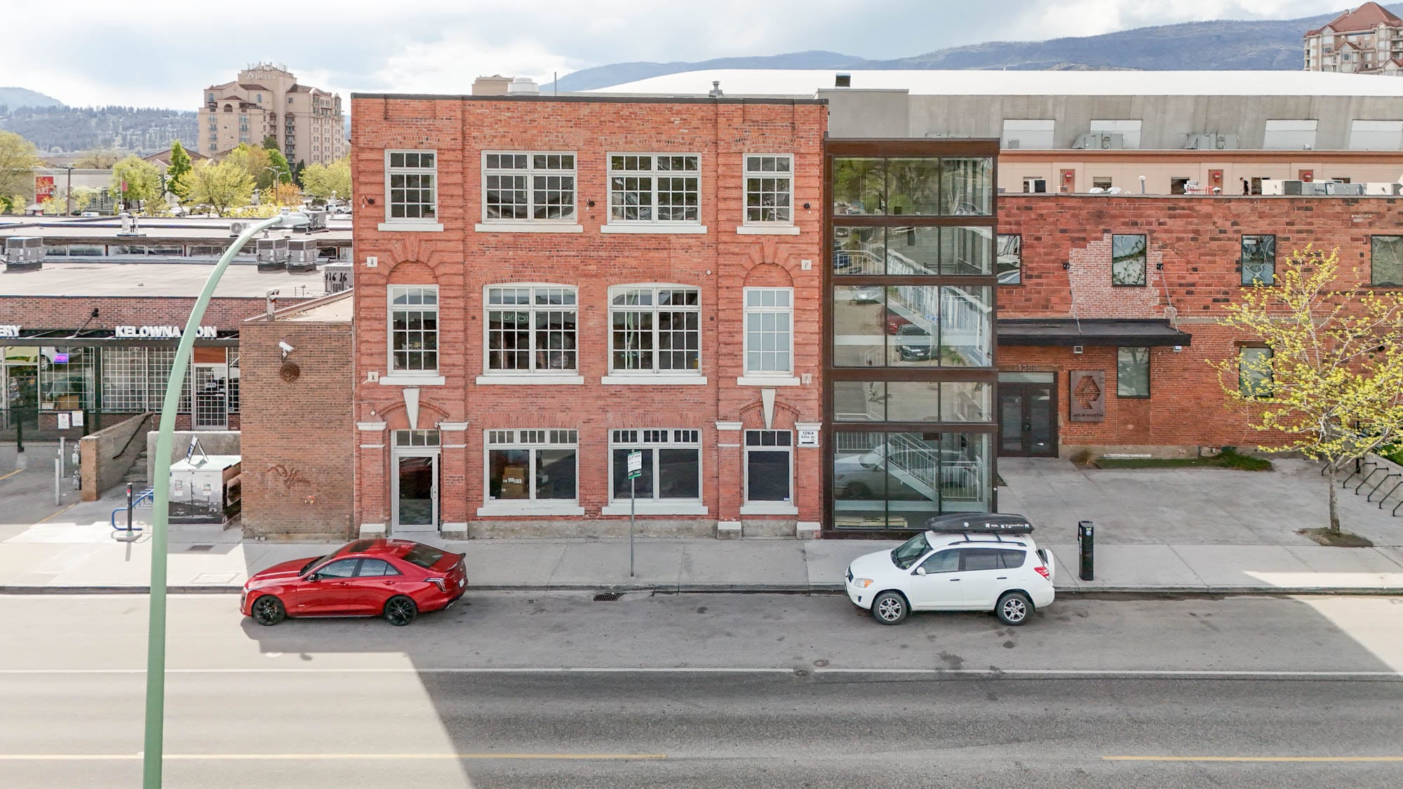 1264 Ellis St, Kelowna, BC for Rent