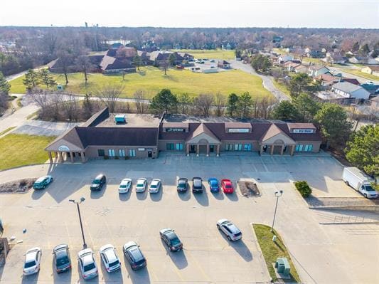 2789 Maplecrest Rd, Fort Wayne, IN for Sale