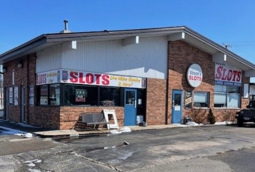 7901 N Alpine Rd, Loves Park, IL for Sale