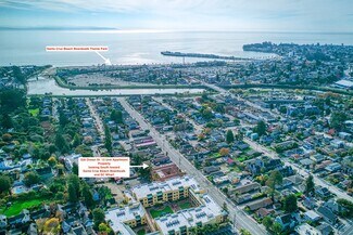 Santa Cruz, CA undefined - 328 Ocean St
