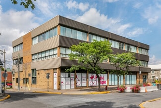 Longueuil, QC Office - 85 Rue Saint-Charles O Longueuil, QC Office - 85 Rue Saint-Charles O