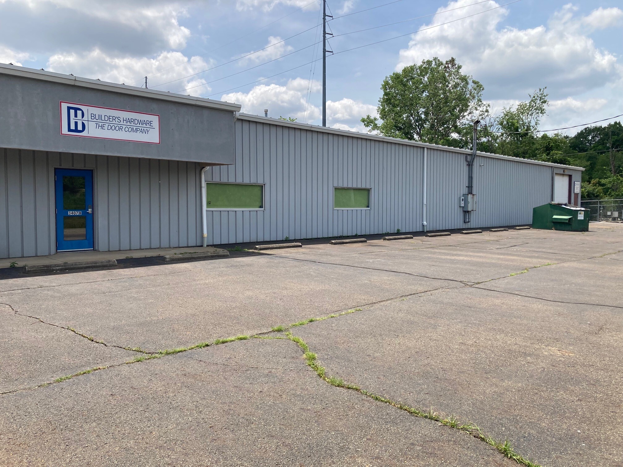 3407 NE Kuemerle Ave NE, Canton, OH for Rent