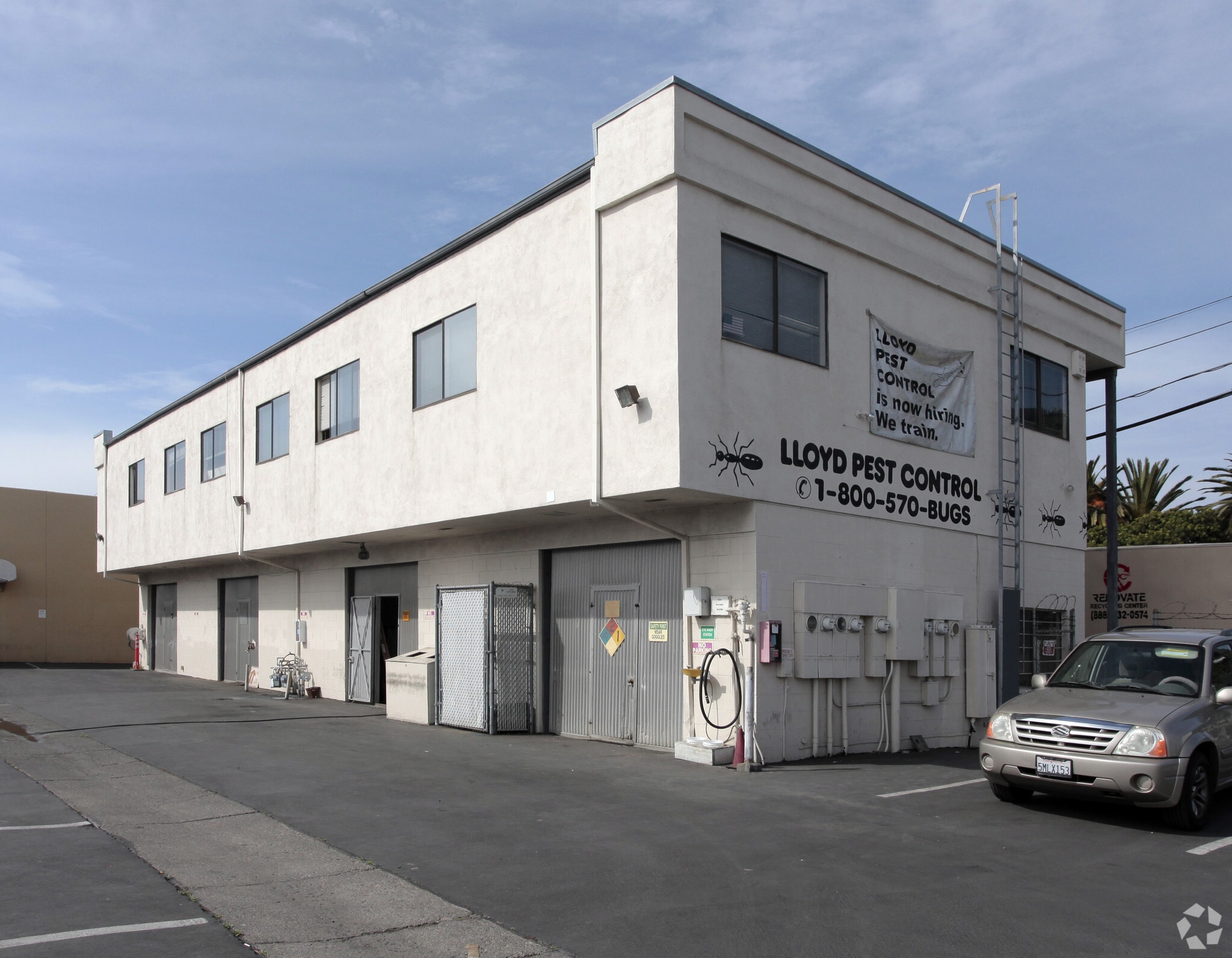 566 E Dyer Rd, Santa Ana, CA for Sale